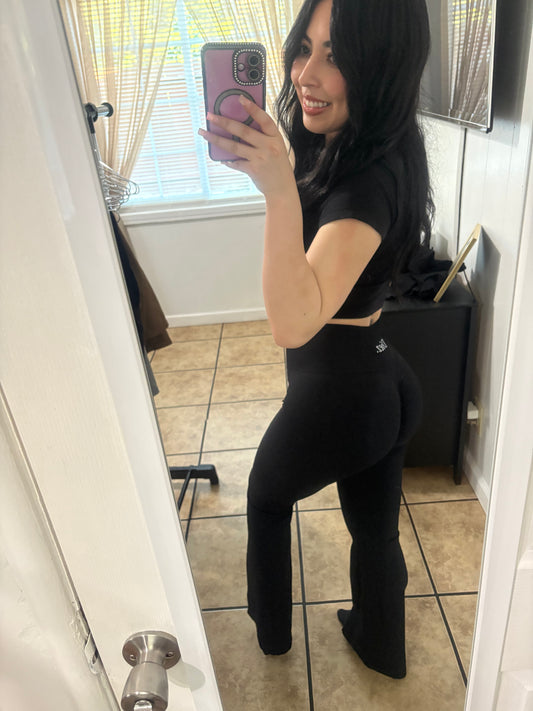 2A.M Flared Leggings